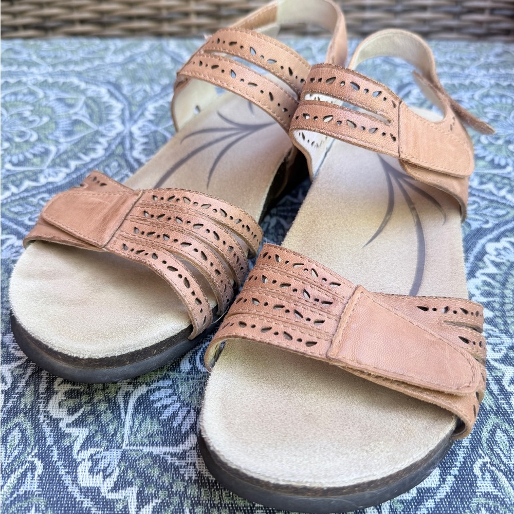 ABEO B.I.O. System Bijou Women's Tan Leather Sandals Slingback Adjustable Sz 8